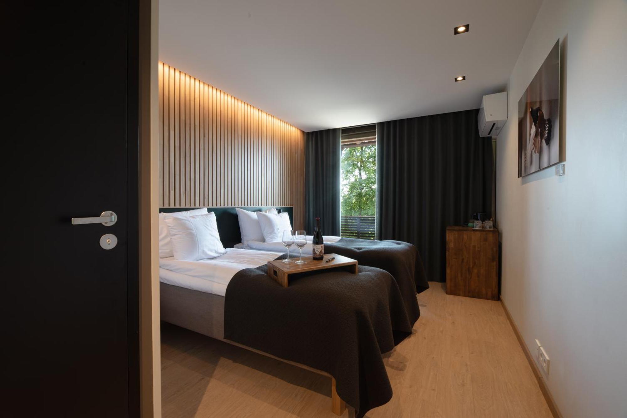 Haltia Lake Lodge Nature Boutique Hotel & Glamping Esbo Eksteriør bilde